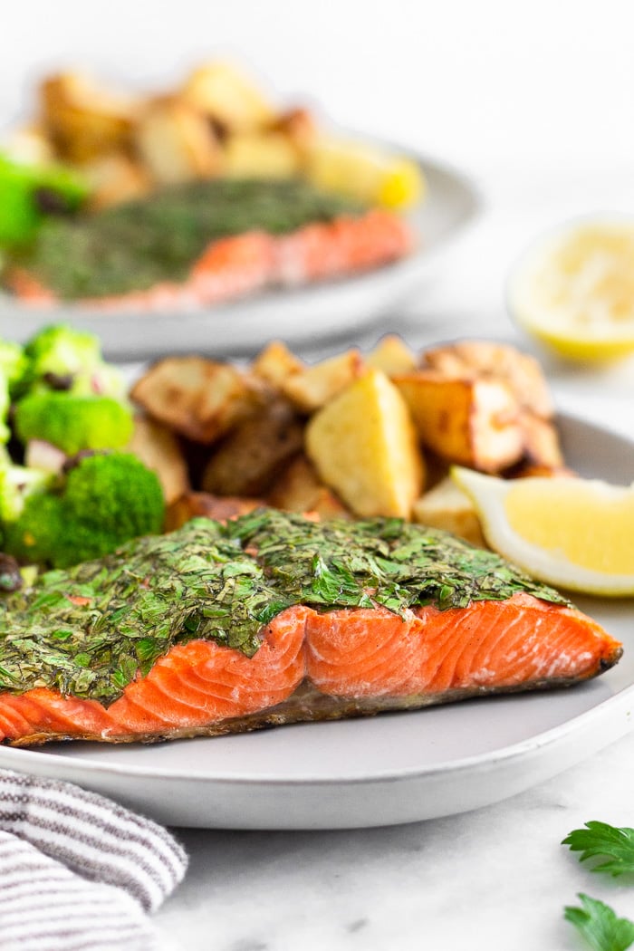 Herb Grilled Salmon (5 Ingredients!) - Eat the Gains