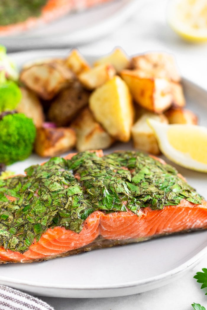 Lemon Herb Salmon: Whole30 Recipe 