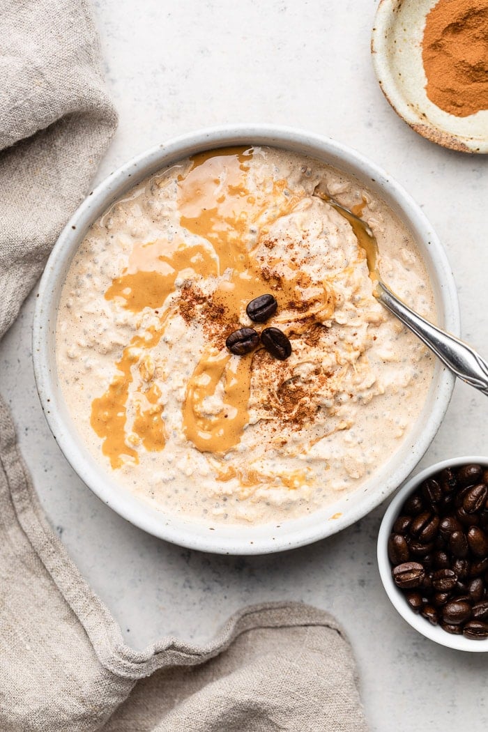 https://eatthegains.com/wp-content/uploads/2021/08/Coffee-Overnight-Oats-6.jpg