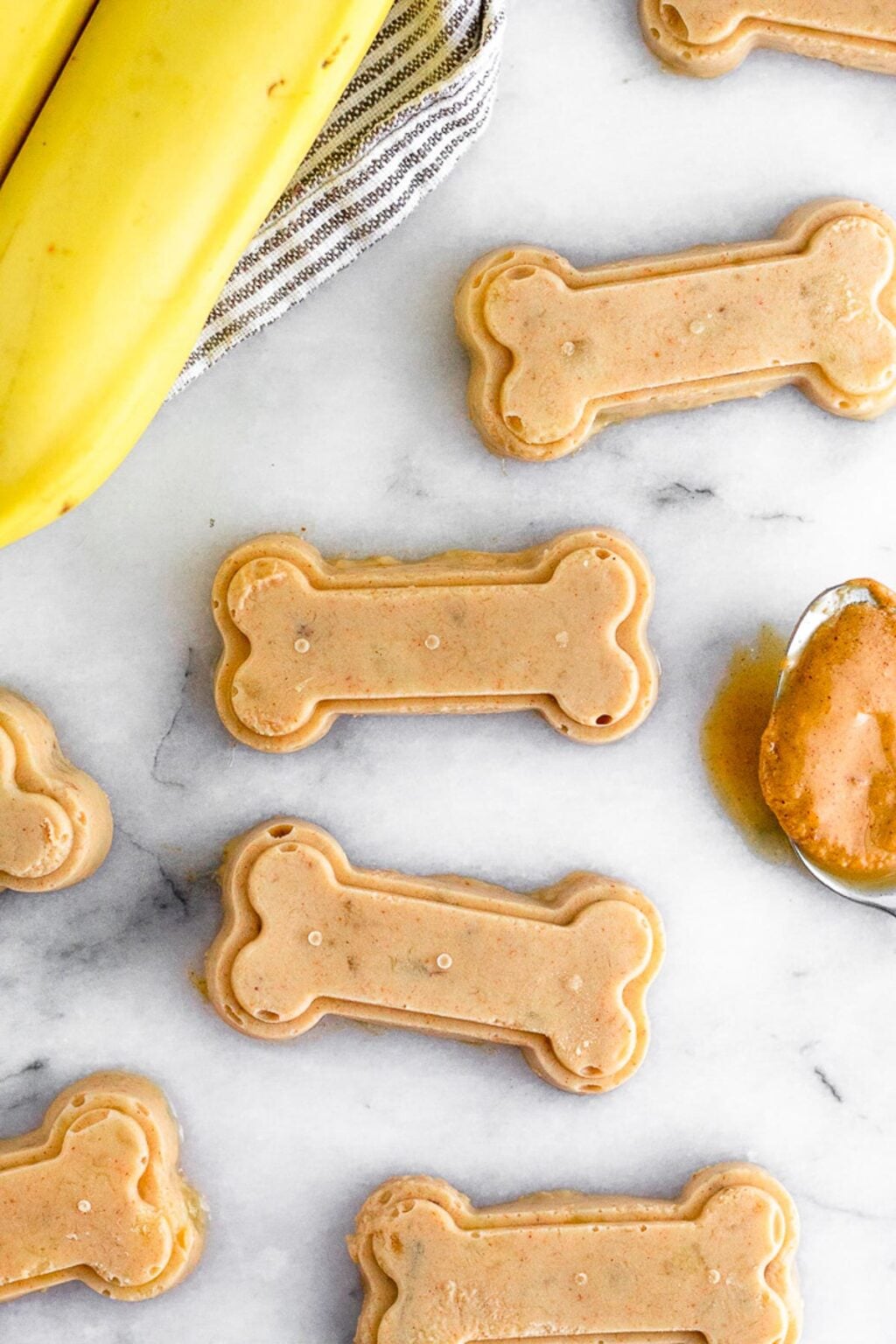 Photo inspiration: Gallery Detail: Homemade Frozen Peanut Butter Banana Dog Treats