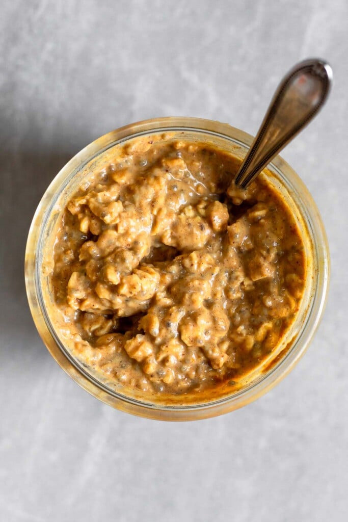 Creamy Pumpkin Spice Overnight Oats « Clean & Delicious